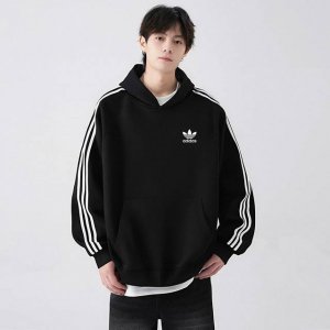 Adidas 阿迪达斯三叶草海外限定套头连帽卫衣，男女同款 Ins小红书教你搭配上身，春秋新品首发，版型宽松，修饰脸型且舒适有型，近年来深受欢迎的风格，细节无敌
