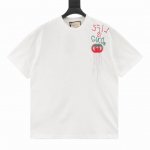 Gucci 古驰 25Ss 肩膀红绿Logo撞色流苏刺绣短袖T恤 面料采用260G精梳纯棉 刺绣字母Logo+印花 官方同步 1:1原版开模 时尚个性 百搭潮流