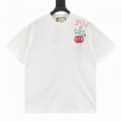 Gucci 古驰 25Ss 肩膀红绿Logo撞色流苏刺绣短袖T恤 面料采用260G精梳纯棉 刺绣字母Logo+印花 官方同步 1:1原版开模 时尚个性 百搭潮流