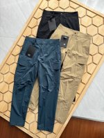 arc'teryx始祖鸟 Rampart Pant 防风 男子 软壳长裤 采用客供高密度登山布面料，非常结实具备良好的透气性和运动自由度，优良的户外登山四面弹