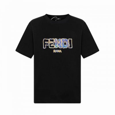 Fendi芬迪 25Ss高版全新做法3D双重工艺，表面立体硅胶+织布材质重工艺形成的Logo圆领短袖T恤。 定制240克同缸染面料 手感非常舒服 春夏最新砖柜同
