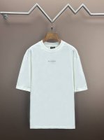 高端品质 巴黎世家Balenciaga 原版高克重纱纯棉面料 印花反光材料 手感滑爽 L极度舒适体验 十足的高级感 都保持奢华高贵的特有的视觉质感. 颜色 白色