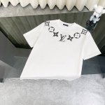 Louis Vuitton 路易威登项链经典图案圆领短袖T恤 款号：6328L18 面料: 300重磅纯棉，随意对比 采用特定重磅32S精棉平纹针织面料，300