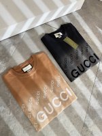Gucc*古家 2025春夏新款男女同情侣款休闲宽松棉质圆领做旧短袖T恤衫 贸易公司渠道稀出 同步官网发售 2025春夏最新系列 经典时尚设计元素 为全新系列注