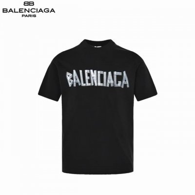 balenciaga 巴黎世家 24Ss 美纹纸胶带印花短袖 今年最火爆的短袖没有之一 前后全部采用了全新的工艺区分市场丝网印 真正的还原了原版的多处细节和颜色