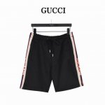 Gucci 古驰 经典侧边织带校服短裤 这款市面版本太多 有的直接拿长裤打版 主唛洗唛定制，侧边Logo织带面料定染 面料定织 侧边织带还原度做到99% 区别市