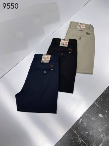 爆款：9550 采用高端天丝面料，直筒版型 手感柔软细腻，透气舒适 百搭大量款 颜色：黑色 蓝色 卡其色 码数：29-40