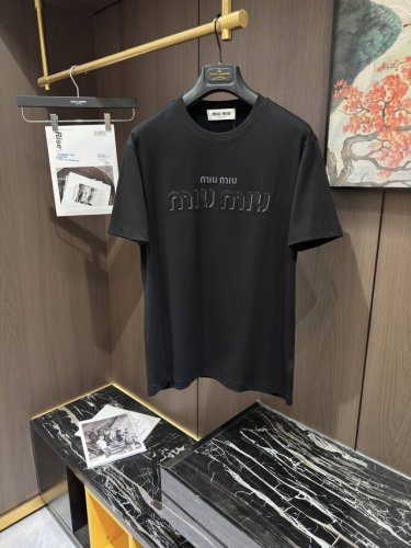 miumiu25S春夏新款休闲圆领短袖，码数M-3Xl