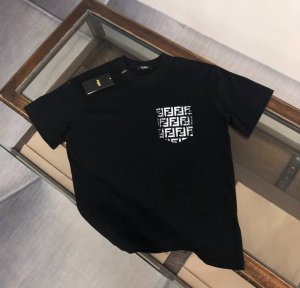 款号：G2110 Fendi 芬迪 2025夏季新款圆领短袖T恤！ - 260G双纱纯棉顶级面料 手感柔软 百分百纯棉独家出货 定染硫化黑无尘处理面料 -面料：