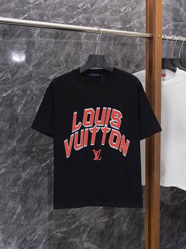 款号J37 louis Vuitton 路易威登 25Ss 印花Logo压胶字母短袖 lv新款T恤短袖 采用2 克32支双纱纯棉面料 上身舒适透气 16针高密度