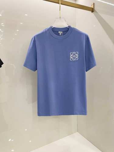 罗意威 2025早春新款男女同款短袖T恤，！定制专属纯棉面料，定制原版工艺螺纹，胸前重工字母Logo工艺设计！简约大方，从容百搭，档次极高，完美融入时尚还有风情