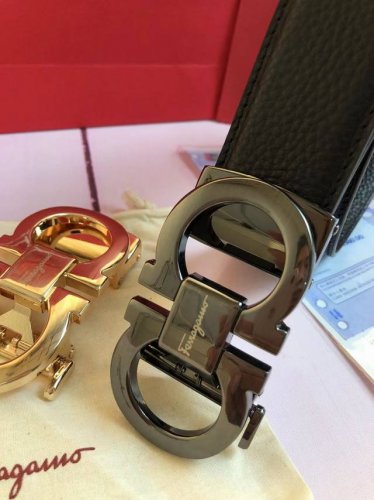 上新 店主严选好货！无滤镜实拍！ 菲拉格慕Ferragamo男士专柜款自动扣牛皮双头腰带头层牛皮奢华腰带！！原装精品包装盒 尺寸：125Cm