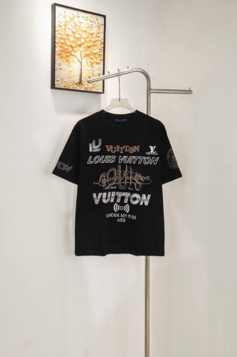 款号：Y150 路易威登Louis Vuitton破坏字母印花短袖T恤 280克纯棉双砂面料 所有面料均已提前做过缩水 品质第一 所见即所得 不会洗一次版型就有