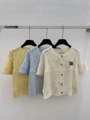 M家 早春新款 圆领开衫针织短袖 颜色：白色 蓝色 黄色 尺码：36.38.40