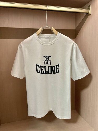 celine 2025新款 圆领 短袖 T恤 高端版本！专柜定制面料 透气舒适度高，细节无可挑剔，品牌元素设计理念，体现高品质。手感细腻柔软！呈现休闲裁剪，上身