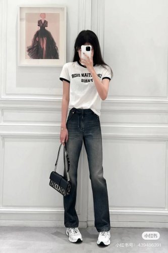 Dio* 25Ss早春新款 字母印花圆领短袖T恤丨原版开发！高版出品！定制原版棉麻面料 清爽又时髦的Tee也太好看啦亮眼的领口袖口包边撞色设计 小圆领突出时髦氛