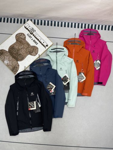 凯乐石Kailas Mont-X 系列 运动户外全天候硬壳专业防水防风透气登山冲锋衣外套 男女同款 热度款 一件难求！凯乐石Mont X，为应对极端突变天气而生