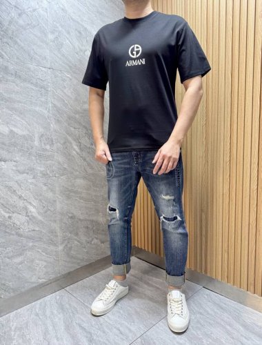 P210Armani 阿玛尼 2025年春夏新品上新 三标齐全 丝光棉圆领短袖T恤 好货不用过多介绍 看细节 专柜码数：M-Xxxl 175 140建议L，