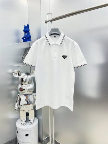pra*普拉达 2025Ss夏季新款徽标翻领polo衫短袖 M 经典商务 高端男装的天花板级别的商务男款！ 简约时尚大气不失优雅，单穿内搭体面过人，品质控 细节