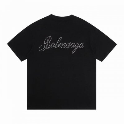 上新 高版本 balenciaga 巴黎世家 花字巴黎烫钻字母短袖 采用16支精梳赛络纺平纹布对板环保硫化染色 无尘烧毛加食毛工艺 确保布面清晰上身无尘 环保硫