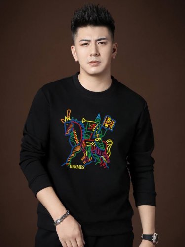 直 品牌 Lv路易威登 胖子福音 2025Ss春款最新款长袖圆领卫衣，官网同步发售 清爽透气 采用顶极天丝罗马 舒适柔软 3D立体清晰 时尚感超好 送礼自留佳品