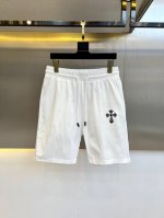 ch克罗心、25S新款夏季休闲短裤！抽绳刺绣Logo设计.简单高级.进口高密棉订制埃及棉面料，手感轻薄透气.舒适感满满.原厂五金质感满满.高级感强！整体视觉简单