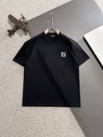 隔天出货 芬迪 2025春夏新款 顶级品质 区别通货 重磅推出260克双纱纯棉面料短袖 早春走秀款 个性独家款式 男女同款 采用进口定制定染面料 后领锁链底全包