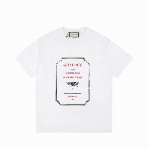 上新款号：G751 Gucci 古驰 标识Logo字母印花百搭短袖T恤男女同款 吊牌 领标 水洗唛 三标齐全 定织定染260克精梳棉面料 尺码：Xs-L 颜色：