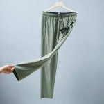上新 超高品质 Descente 迪桑特夏季新款综训运动健身男士透气pt 速干休闲长裤 透气排汗3D立体裁剪的工艺 上身效果没得说 性价比真心高 轻量复合透气面