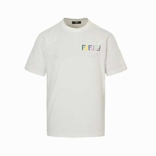 fendi 芬迪 Ff彩色发泡印花短袖 男女同款，采用32支250G纯棉面料，布面干净，上身非常的舒服，质感区别于普通棉质面料 ，胸口不规则彩色发泡立体胶工艺在