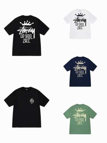 款号Xb985# Stussy 斯图西 皇冠字母老派字母印花涂鸦T恤Stussy情侣半袖 230克纯棉圆筒布版型 两侧面不带缝线 正确版本与正品相同。区别市场通