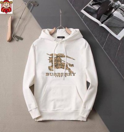 直批160 品牌【Burberry 巴宝莉】(胖子福音) 2025Ss春款最新款长袖带帽卫衣，官网同步发售 清爽透气 采用顶极天丝罗马 舒适柔软 3D立体清晰