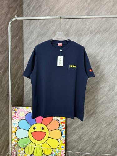 款号 G129 kenzo字母印花小花刺绣圆领短袖 kenzo高田贤三官网Zp同步新款T恤 面料采用32支双纱280克高克重纯棉面料 同缸定织定染原版同色螺纹