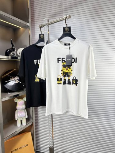 Fend*芬迪 Ss25春夏新款 胸前印花图案圆领短袖T恤，今年芬迪真是越来越棒不同于其他款式，更是时尚达人必须入手的一件！定制220G高克重丝光面料 ，手感细