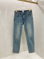 巴宝莉 2025Ss春夏新款修身小脚牛仔裤 完美洗水工艺 定制顶级五金Logo 独家定制微弹面料 码数29-38 没35、37