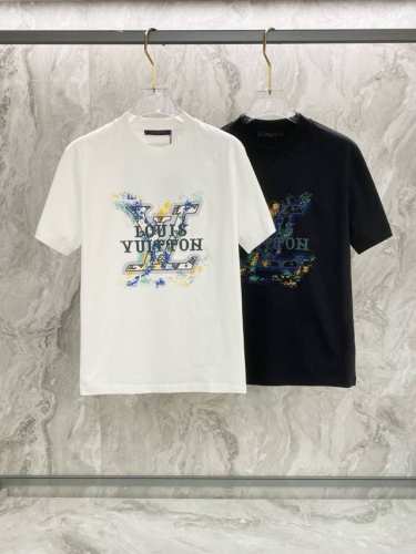 Lv2025夏季新款短袖T恤，特色的刺绣加喷绘工艺，个性艺术系列全网独家首发 百搭款细节处理完美240克纯棉面料十分精致 原版面料 网红明星同款高版本 高品质手