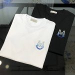 M*Ncler 蒙口2025春夏新款原单男士圆领短袖T恤 高端定制 时尚百搭 柜台同步售卖 立体刺绣Logo图案设计 客供定制进口双丝光棉面料，穿着亲肤舒适 面