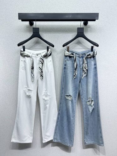 夏季上新 丝巾破洞阔腿直筒牛仔长裤经典设计 超时髦牛仔 洋气百搭～ 两色 尺码Smlxl