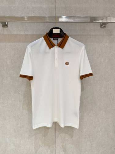 杰尼亚 2025春夏新款男士短袖Polo衫，品牌最新设计元素！既不单调也不复杂,恰到好处的展现品味！客供顶级定制珠地棉面料！舒适吸汗透气根本不在话下,面料独具的