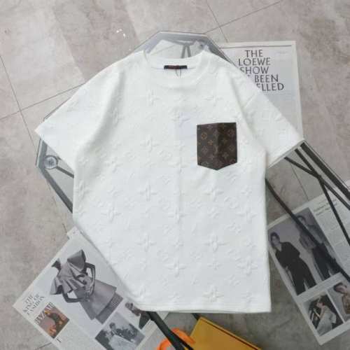 上新 纯原臻品 顶级复刻 Louis Vuitton Lv路易威登 新款老花压印口袋提花休闲圆领短袖T恤 款号：339 颜色：黑色 白色 尺码：S-Xl 购入原