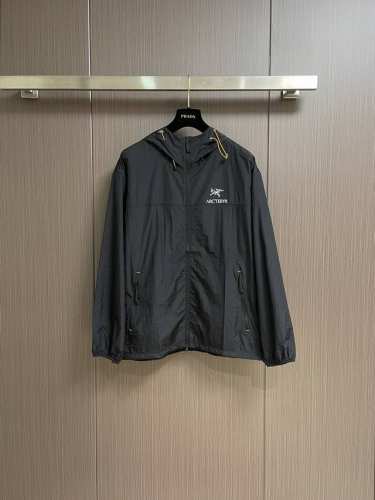 arcteryx 始祖鸟 2025Ss春夏新品，科技面料户外必备防紫外线高强弹力皮肤外套 每年都会出一款这种面的防晒衣老顾客都知道这种面料好穿 类似冰爽面料夏天