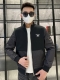 开春爆款，P370 普拉达 2025春季新款夹克外套，秀场新品品相非常完美，双面穿舒适保暖，三标齐全色泽饱满诱人，非常出彩的设计，轻松将时髦感进阶，做工极为考究
