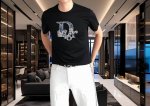 D*Or 迪奥2025春夏新款原单男士圆领短袖T恤 高端定制 时尚百搭 柜台同步售卖 印胶字母Logo图案设计 客供定制进口天丝液氨棉面料，穿着亲肤舒适 面料柔