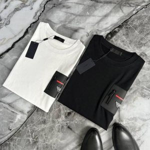 prada 普拉达 2025春夏新款欧洲专柜爆款 顶级Gw款定制 原单时尚名星网红款休闲短袖T恤 阔版 尺码 S~2Xl 115 200斤可穿 25Ss时尚界名