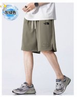供 The North Face Tnf北面 夏季休闲美式运动短裤新款钢印潮牌大码宽松休闲五分裤冰丝薄款 情侣款休闲百搭男女同款短裤 *采用条纹针织透气面料带冰