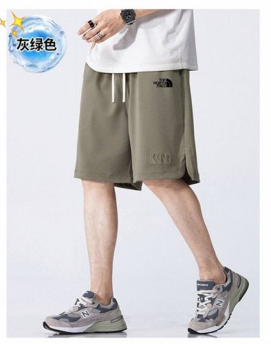 供 The North Face Tnf北面 夏季休闲美式运动短裤新款钢印潮牌大码宽松休闲五分裤冰丝薄款 情侣款休闲百搭男女同款短裤 *采用条纹针织透气面料带冰