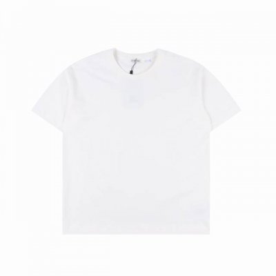 Burberry 巴宝莉 袖口织带印花圆领短袖 巴宝莉新任设计师首创系列，采用全新织带徽标元素：全套辅料更新换代，新款开发配备齐全 采用特定重磅16S精棉平纹针