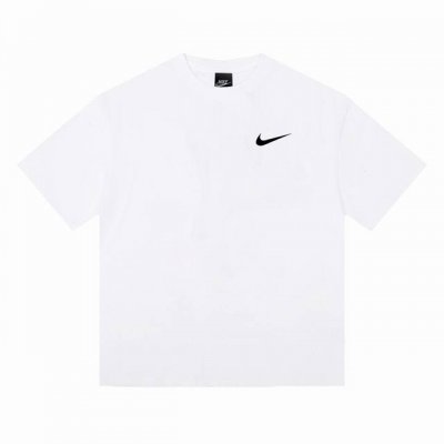 Nike耐克美式夕阳椰树短袖半袖T恤 采用230G双纱100%精梳纯棉面料 螺纹定织定染无色差！采用过肩拉条工艺，百洗不变形！ -采用高端印花，百洗不开裂！ 上