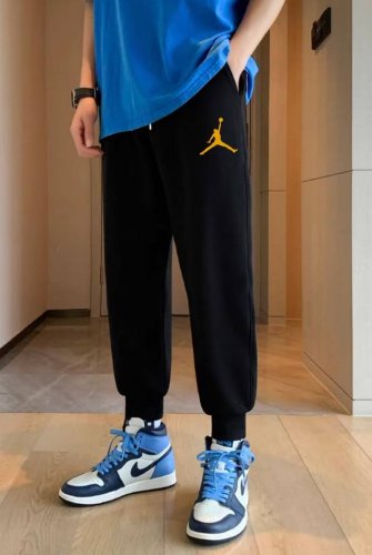 Air Jordan乔丹Aj金标运动卫裤束脚裤螺纹收脚裤休闲裤子 ｜无敌版型｜｜男女同款｜ 面料采用超高品质华棉 最大的优点就是亲肤性跟保形性好 顶级面料带来超