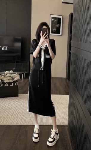夏季短袖开衫半身裙套装 棉 聚酯纤维 100.50.60.70 小码数据，依次是胸围，衣长，腰围，裙长 76107 码数：S~Xxl 每大一个码数，胸围腰围＋4